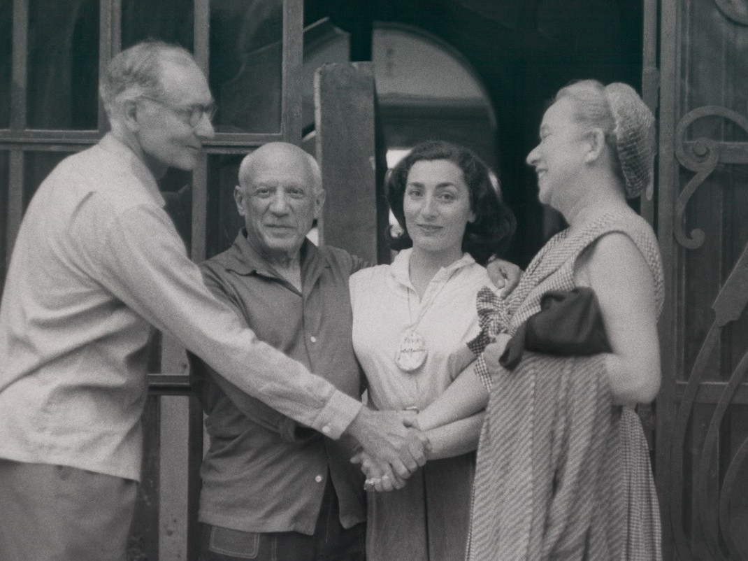 Left to right: Alfred H. Barr, Jr., Pablo Picasso, Jacqueline Roque, Margaret Scolari Barr at Picasso’s home, “La Californie”. July 1956. Alfred H. Barr, Jr. Papers, XI.B.23. The Museum of Modern Art Archives, New York. Photo: James Thrall Soby