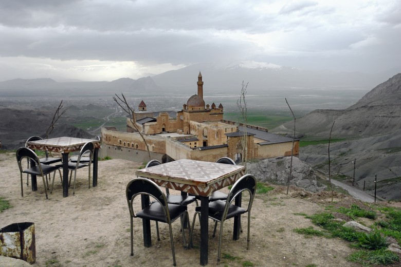 Ishak-Pasa-Sarayi-Agri