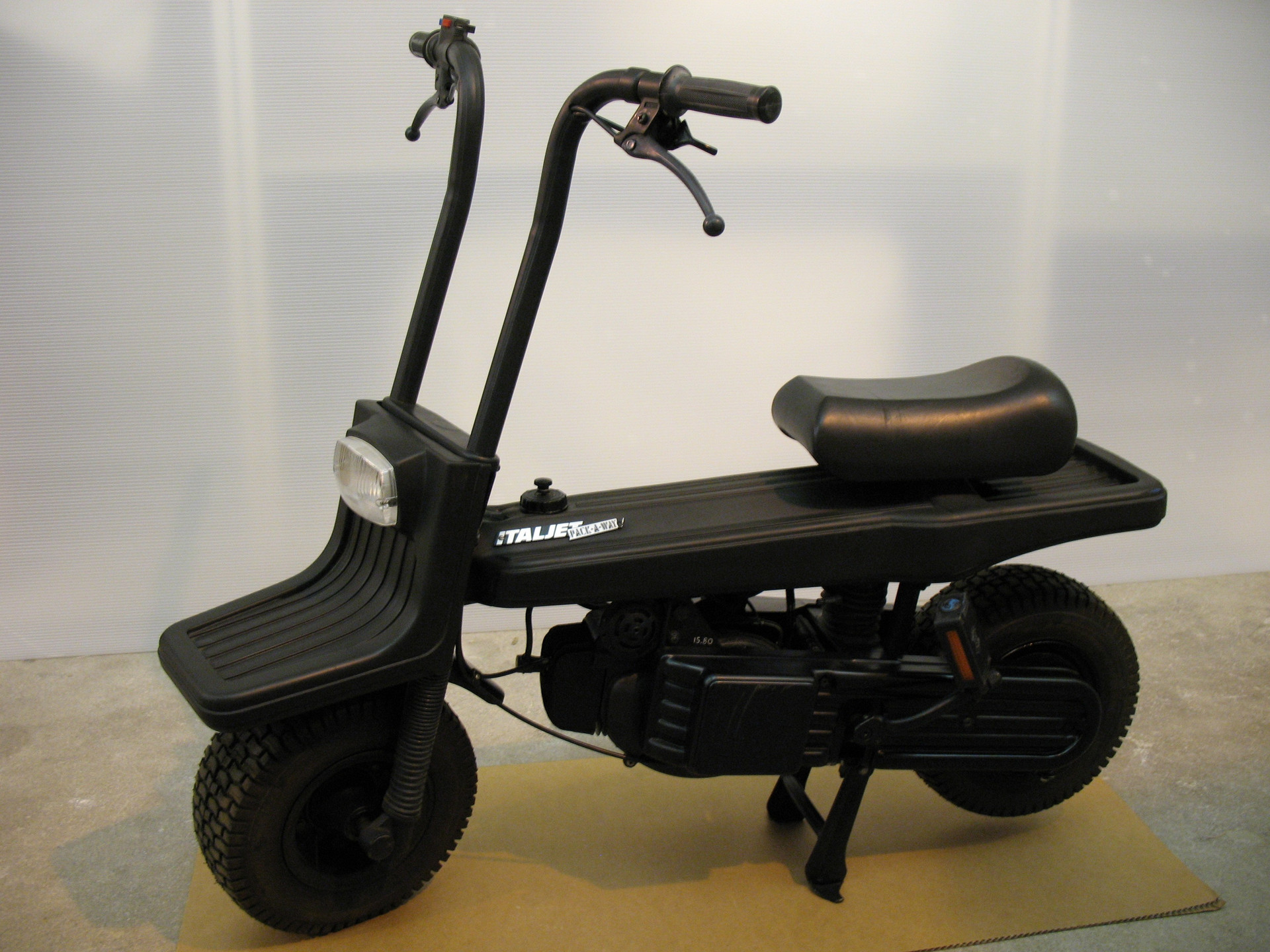 Leopoldo Tartarini. Pack 2 Moped. 1979