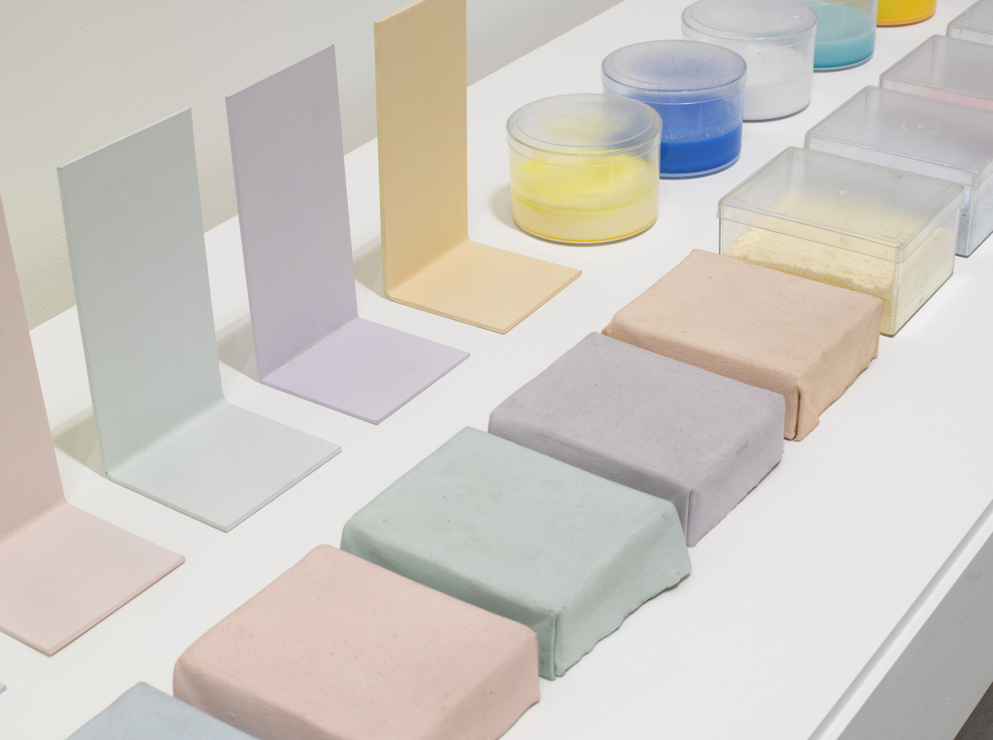 Alejandro Puente. Everything goes. Primary and secondary colors brought up to white. 1968-70