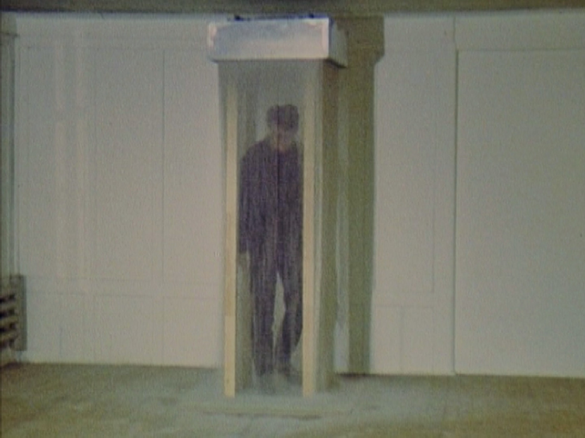 Roman Signer. Sand Pillar