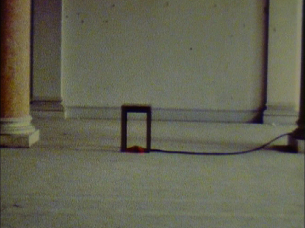 Balloon with Stool, 2