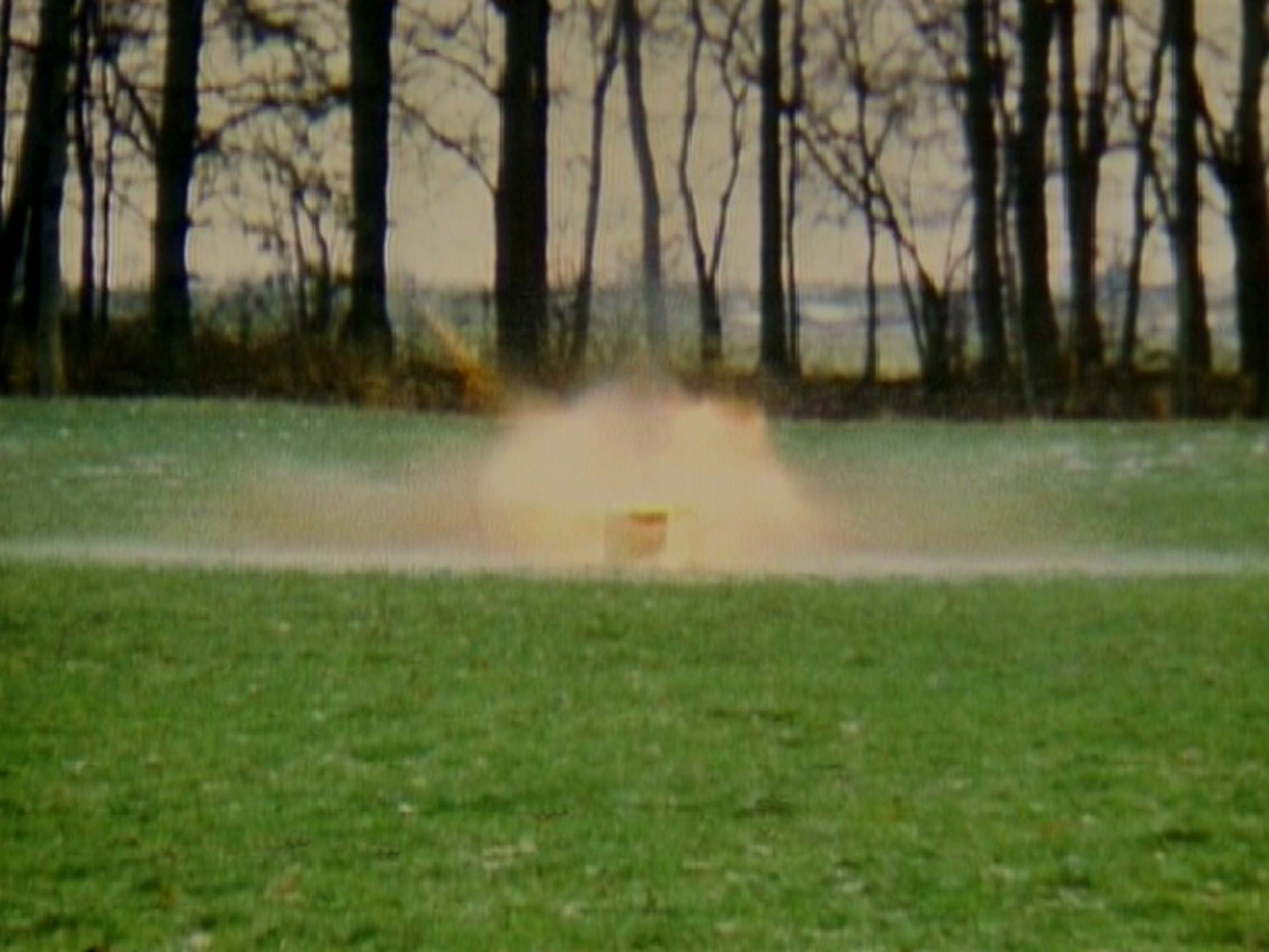 Roman Signer. Box. 1975