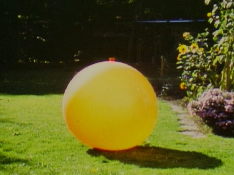 Roman Signer. Balloon Shrinking. 1980