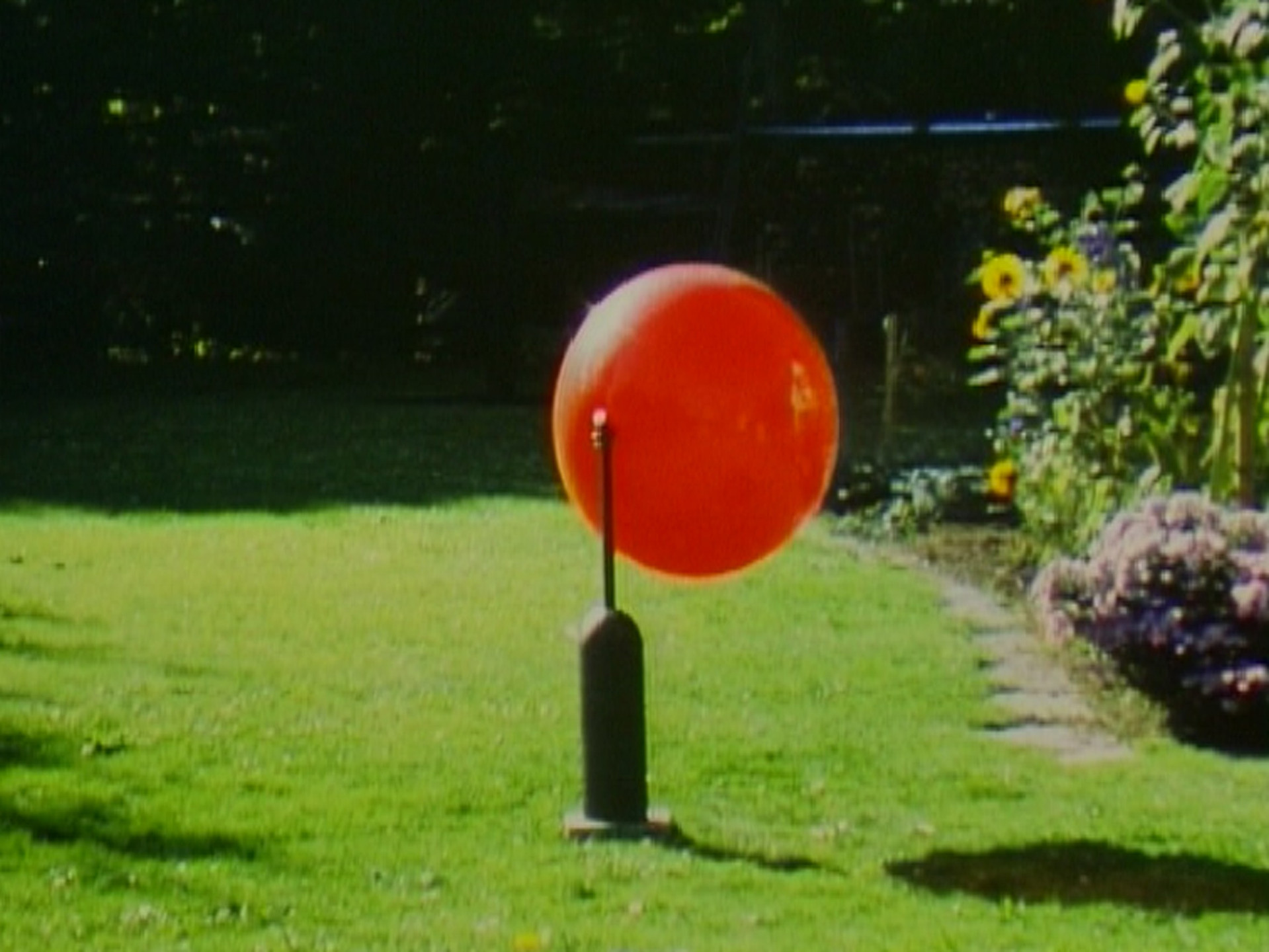 Roman Signer. Red Balloon. 1980