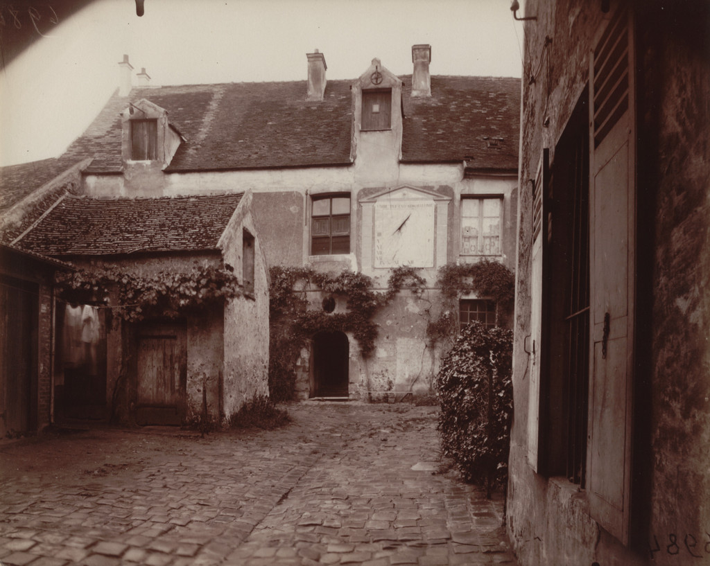 Verrières, vieux logis