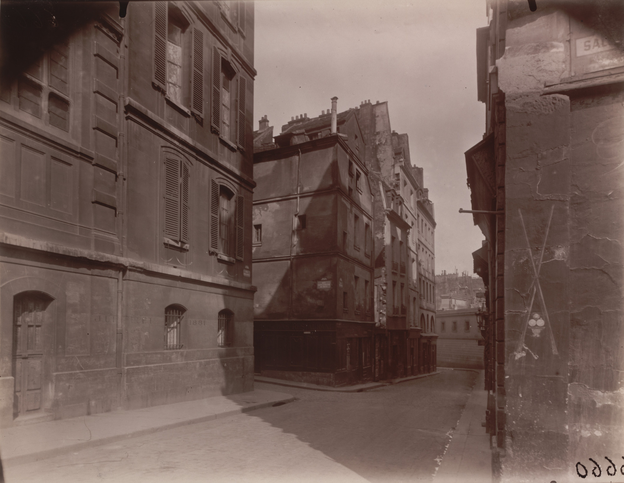 Eugène Atget. Rue Descartes