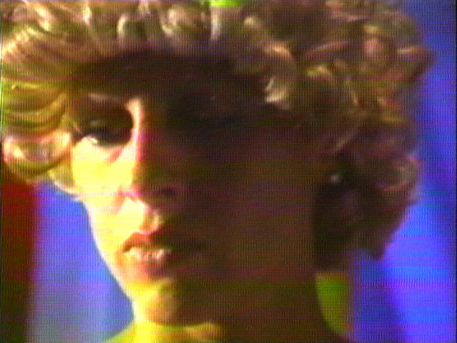 Lynda Benglis. The Amazing Bow Wow