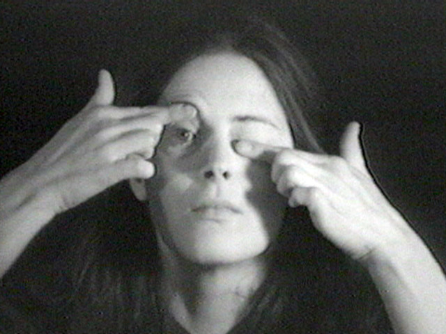アート・デザイン・音楽 HANNAH WILKE A RETROSPECTIVE A Retrospective – Mast Books