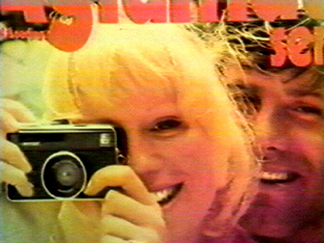 Jean-Luc Godard, Anne-Marie Miéville. Six fois deux/Sur et sous la communication, Part 3A: Photos et cie (Photos and Company). 1976