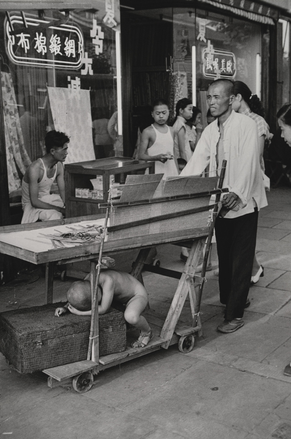 Henri Cartier-Bresson. Shanghai. 1949