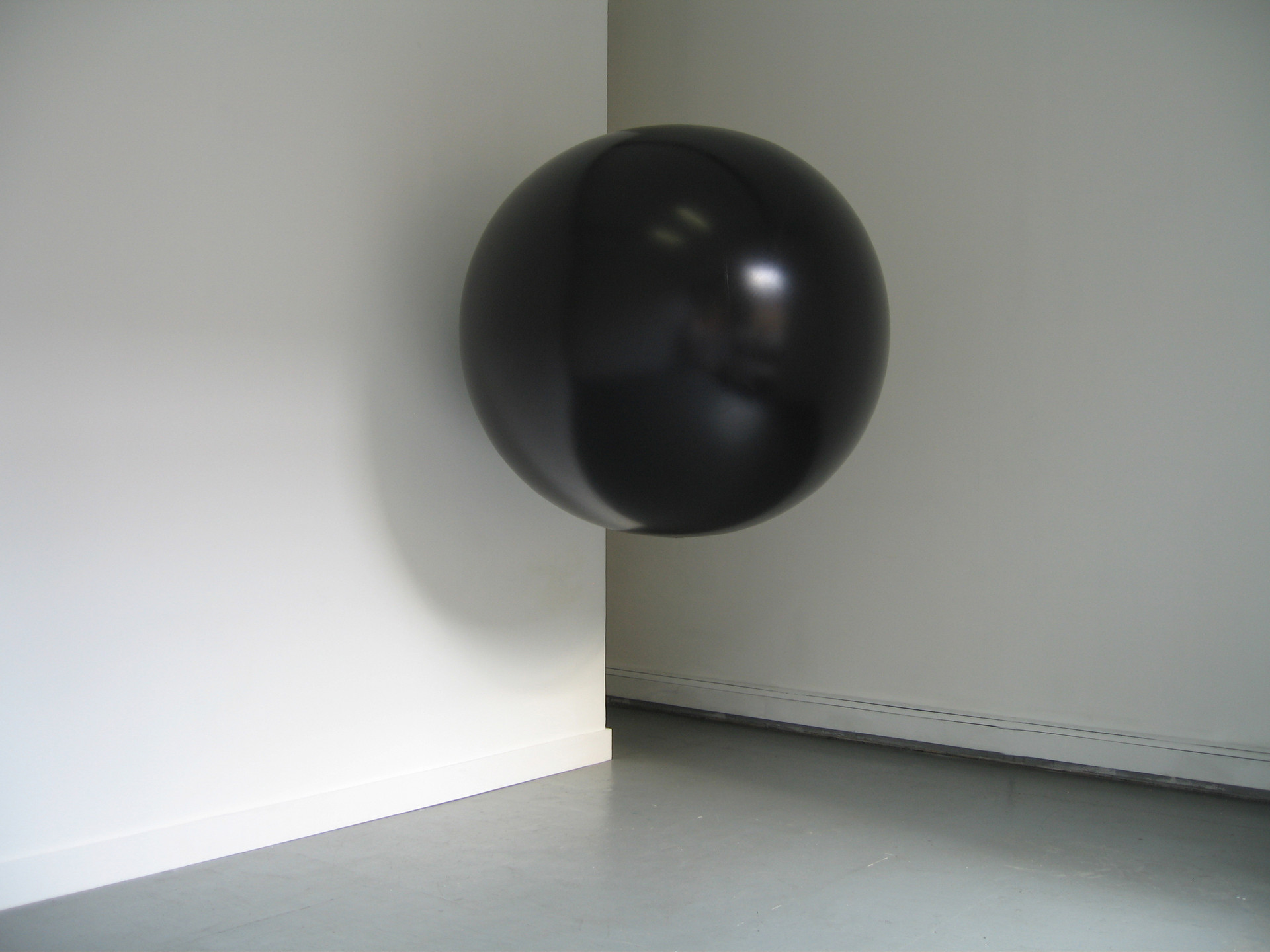 Edith Dekyndt. One Second of Silence. 2008