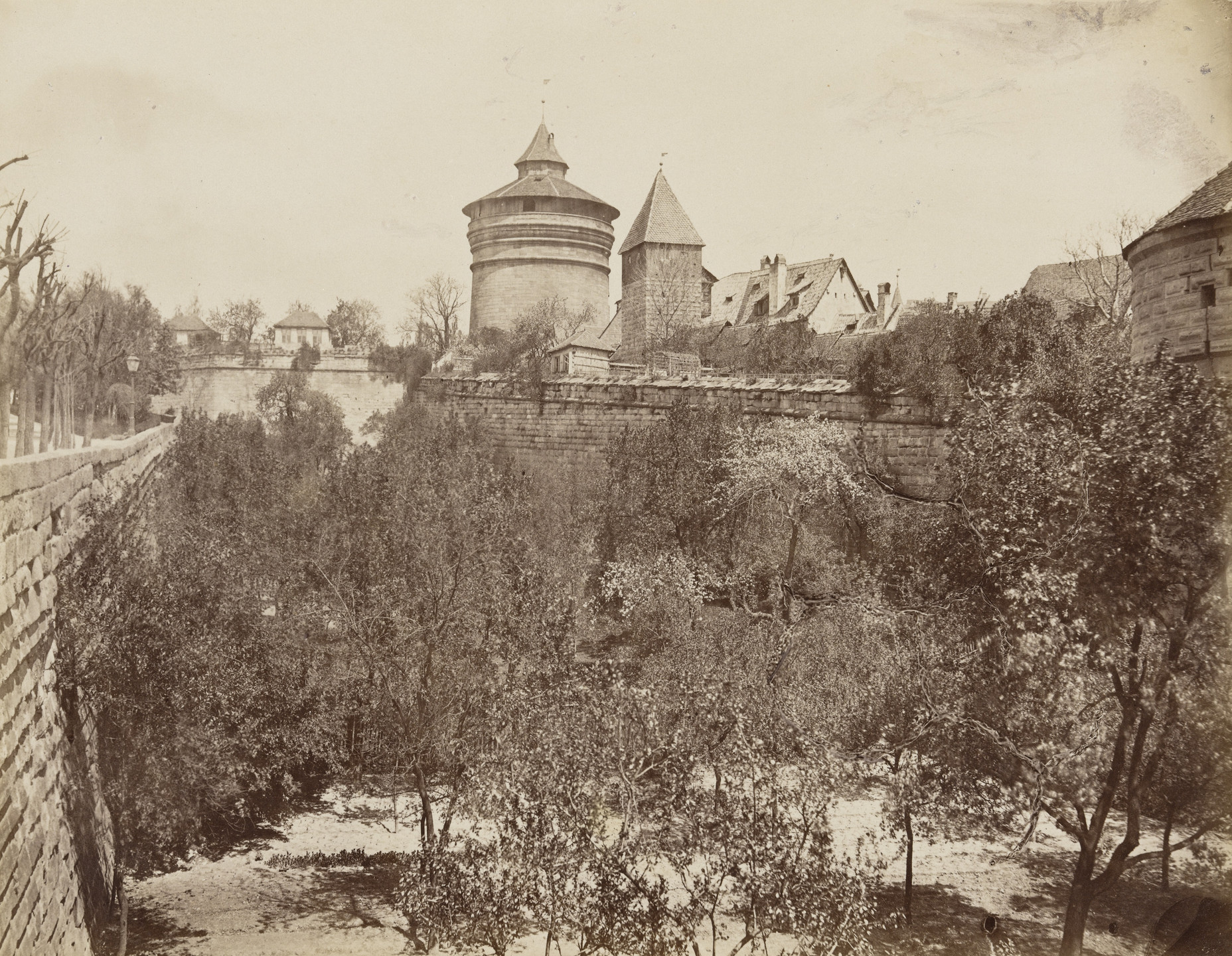 Johann Hahn. Blick den Stadtgraben Entlang Nach Dem Neuen-Tor. 1871