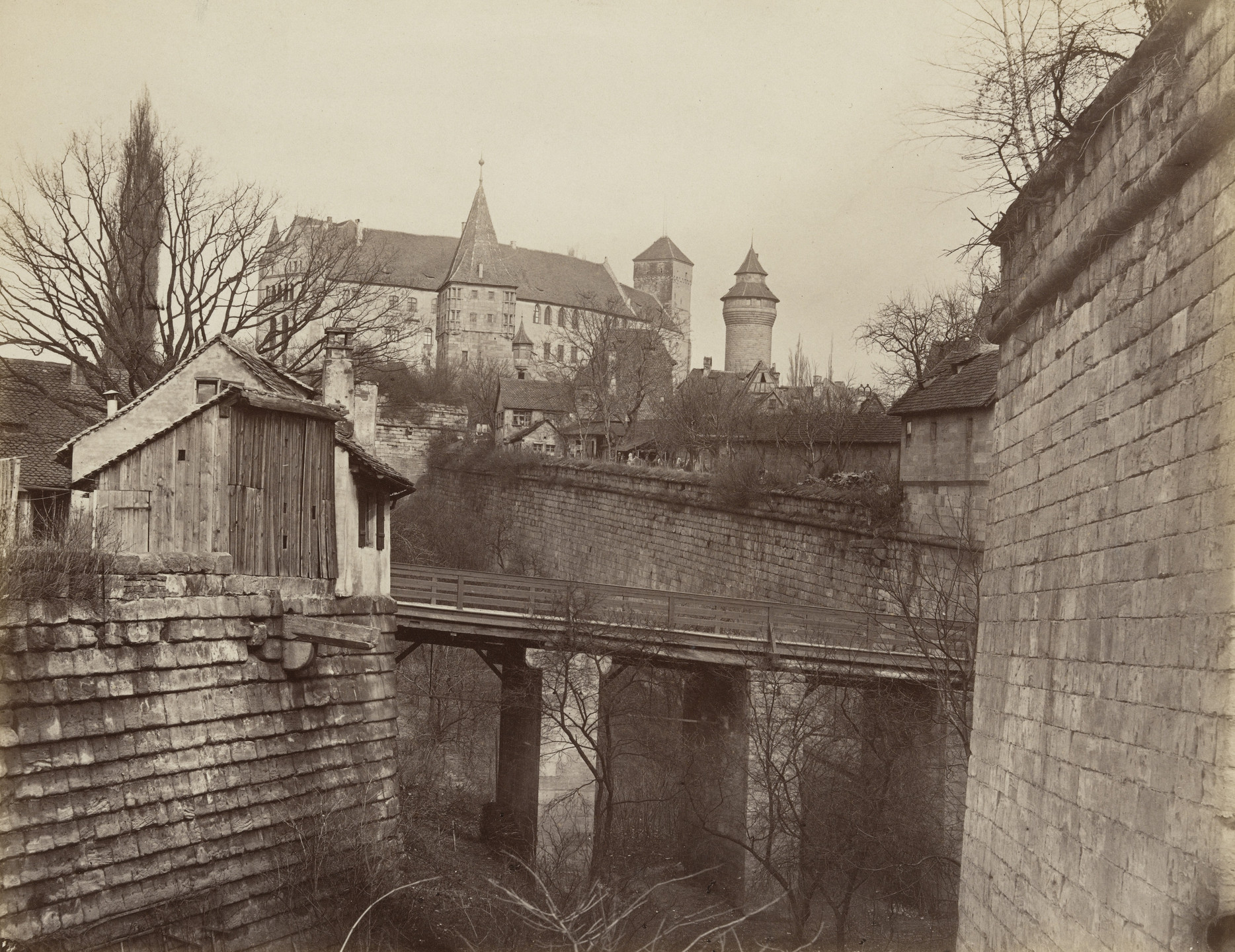 Johann Hahn. From the New Gate toward the Castle (Vom Neuen-Thor nach der Burg) from &#34;The City Wall of Nuremberg&#34;. 1871