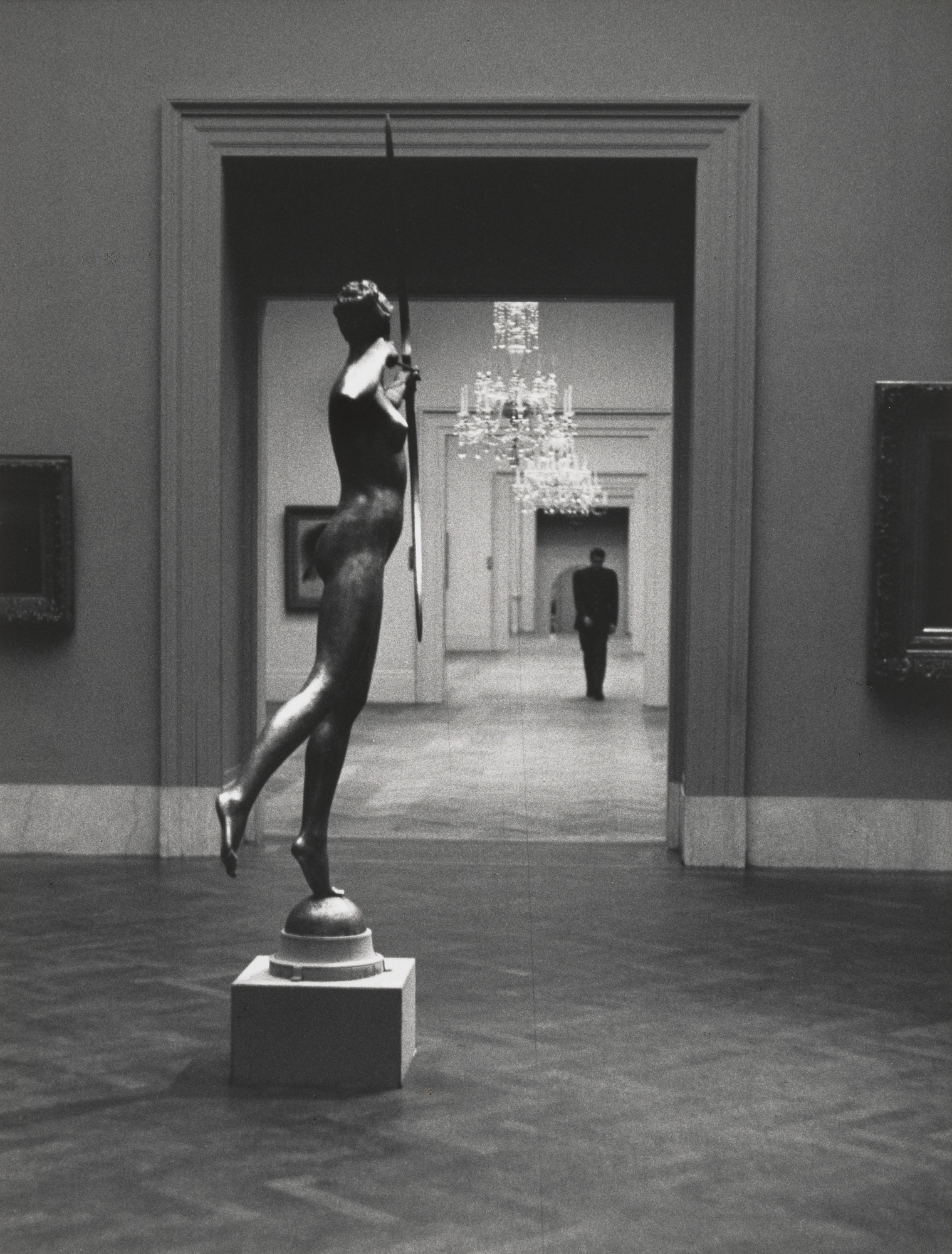Elliott Erwitt. Metropolitan Museum of Art, New York