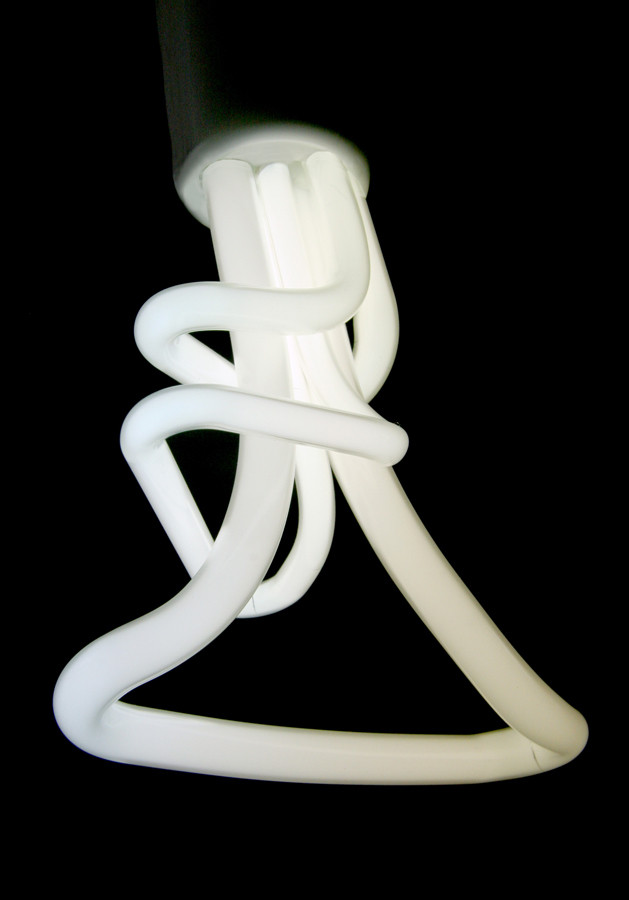 Nicolas Roope. PLUMEN low-energy lightbulb (Prototype). 2007
