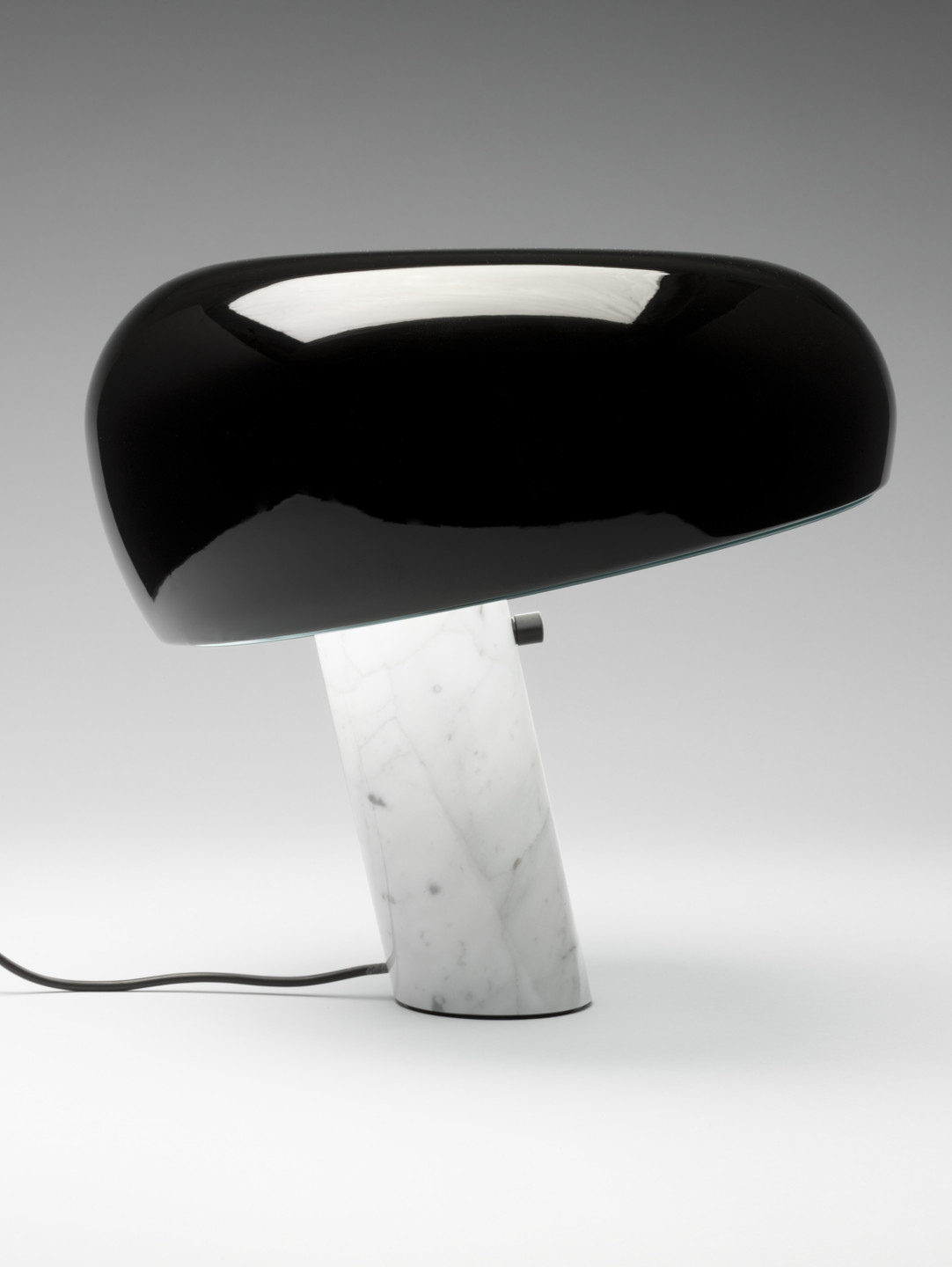 Achille Castiglioni, Pier Giacomo Castiglioni. Snoopy lamp. 1967