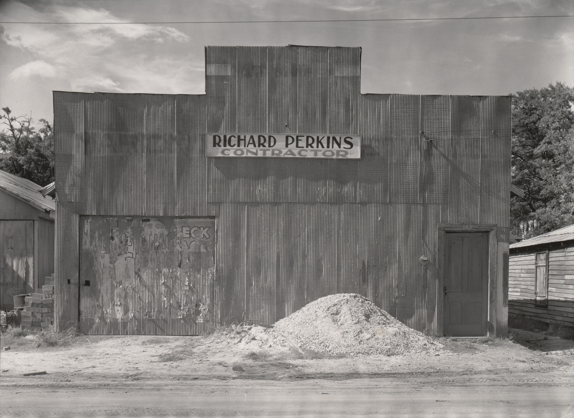 Walker Evans. Corrugated Tin Façade