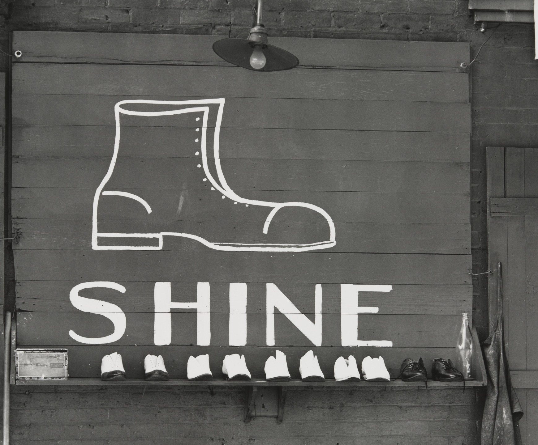Walker Evans. Shoeshine Sign in a Southern Town. 1936