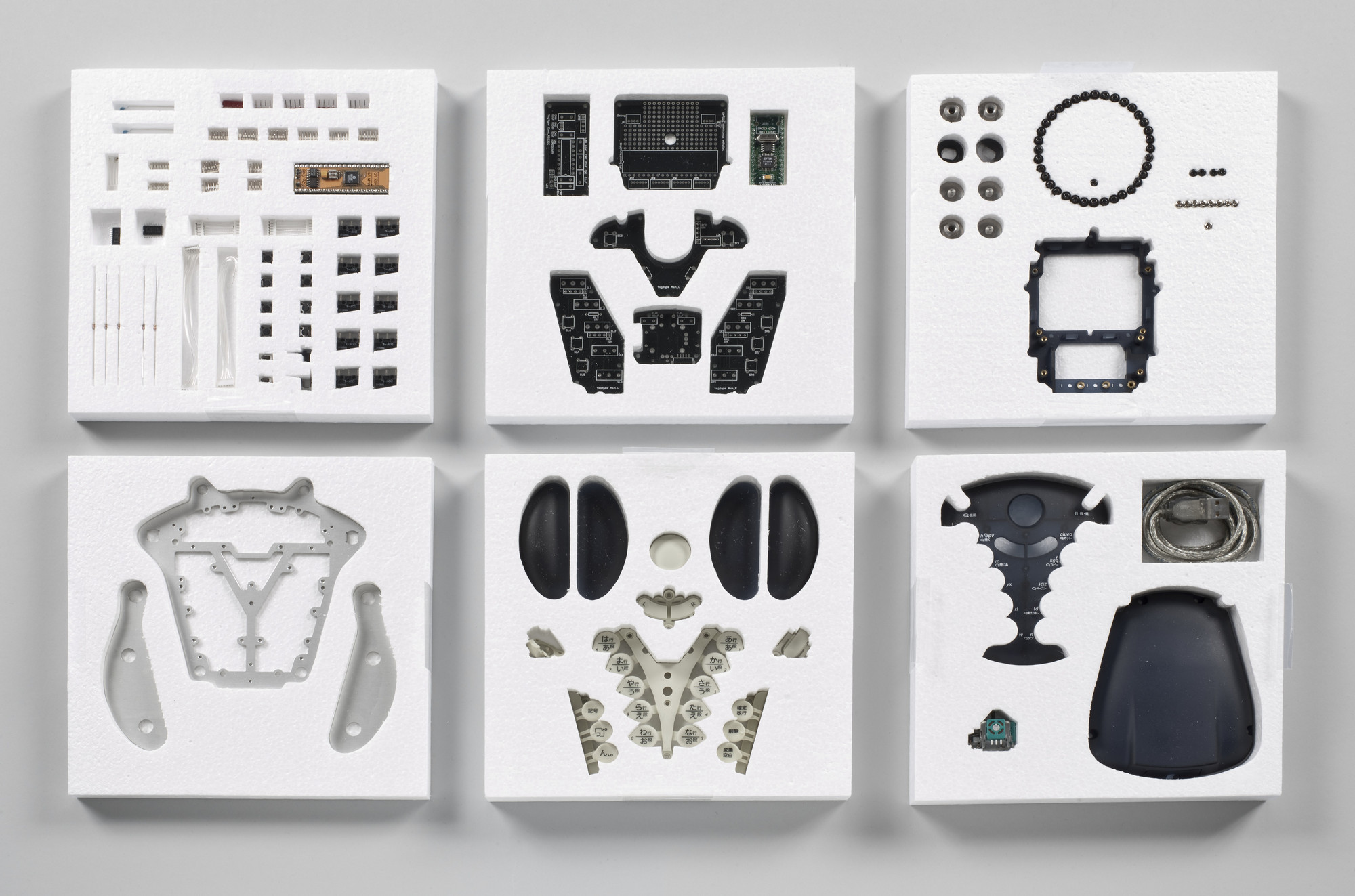 Leading Edge Design Corp., Shunji Yamanaka, Kinya Tagawa, Jun Homma. Tagtype Garage Kit. 2003