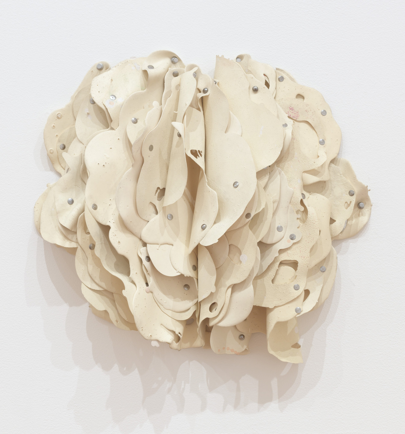 Hannah Wilke. Ponder-r-rosa 4, White Plains, Yellow Rocks. 1975