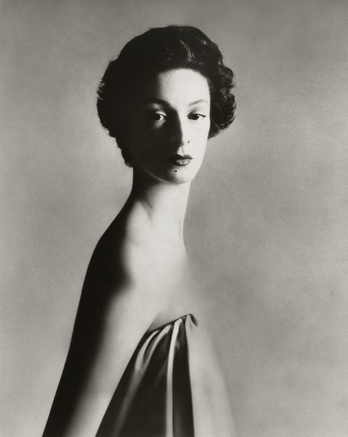 Richard Avedon. Marella Agnelli, New York. December 1953