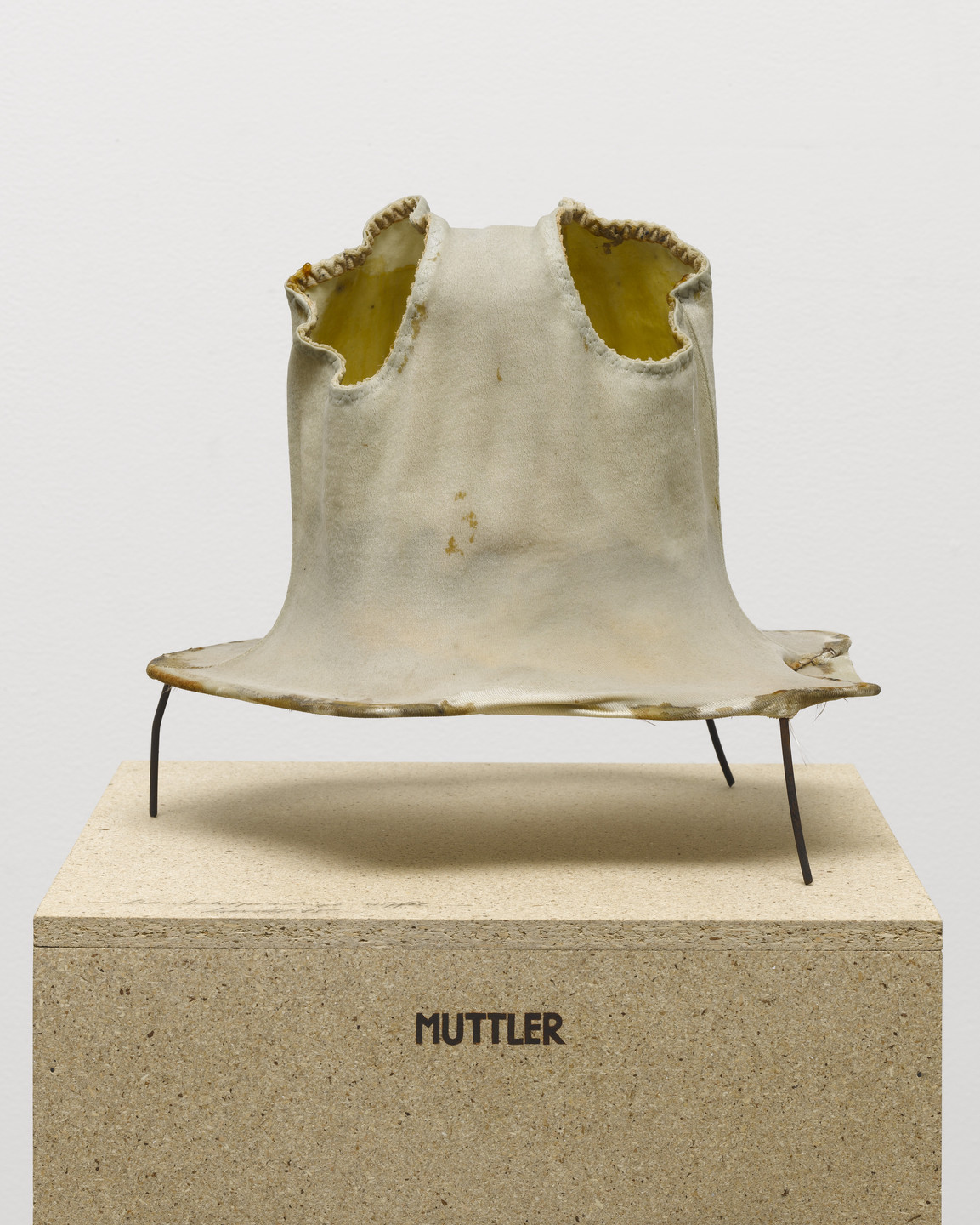 Georg Herold. Muttler. 1985