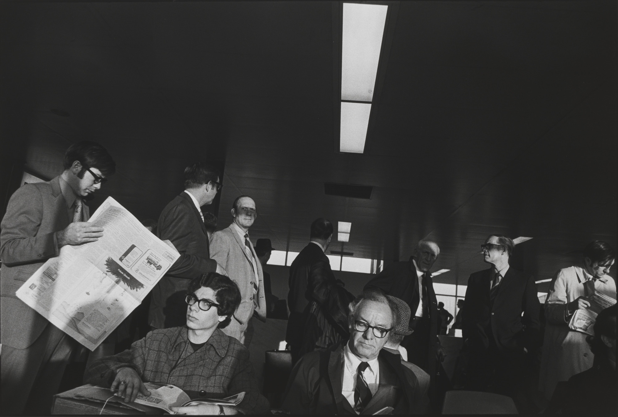 Garry Winogrand. New York City Airport. c. 1972