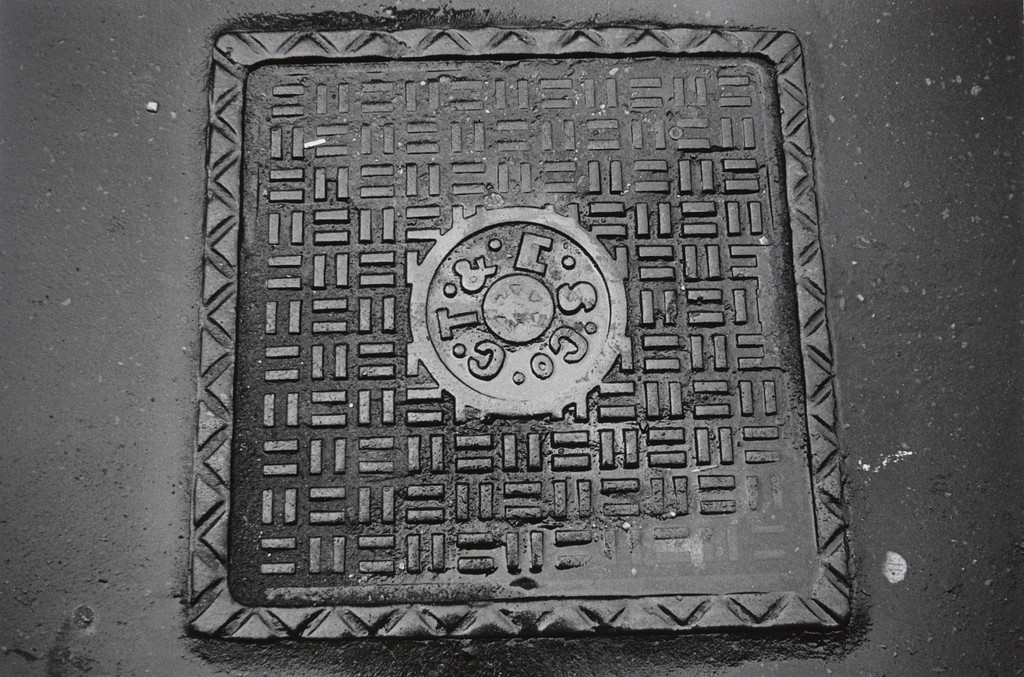 Manhole: 652-20