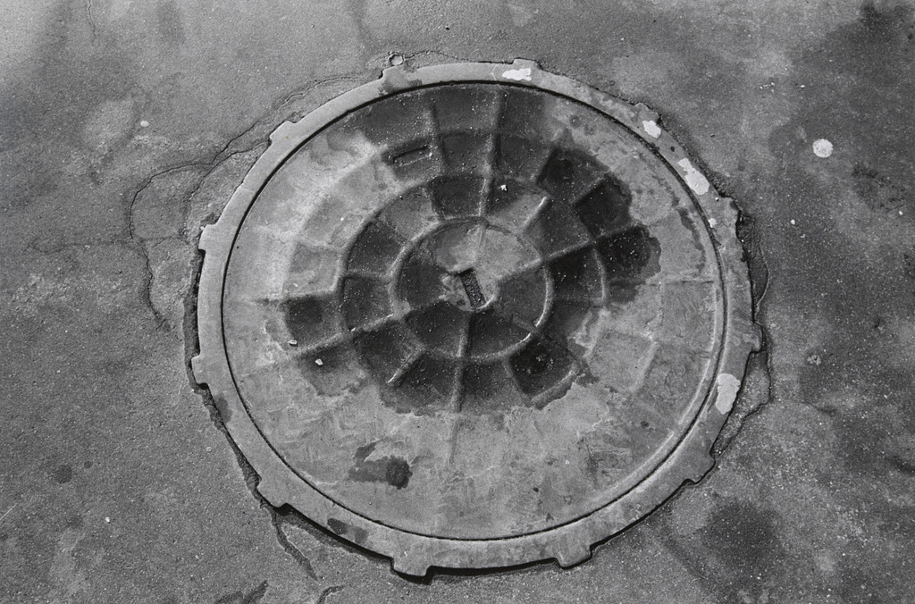 Manhole: 653-20A