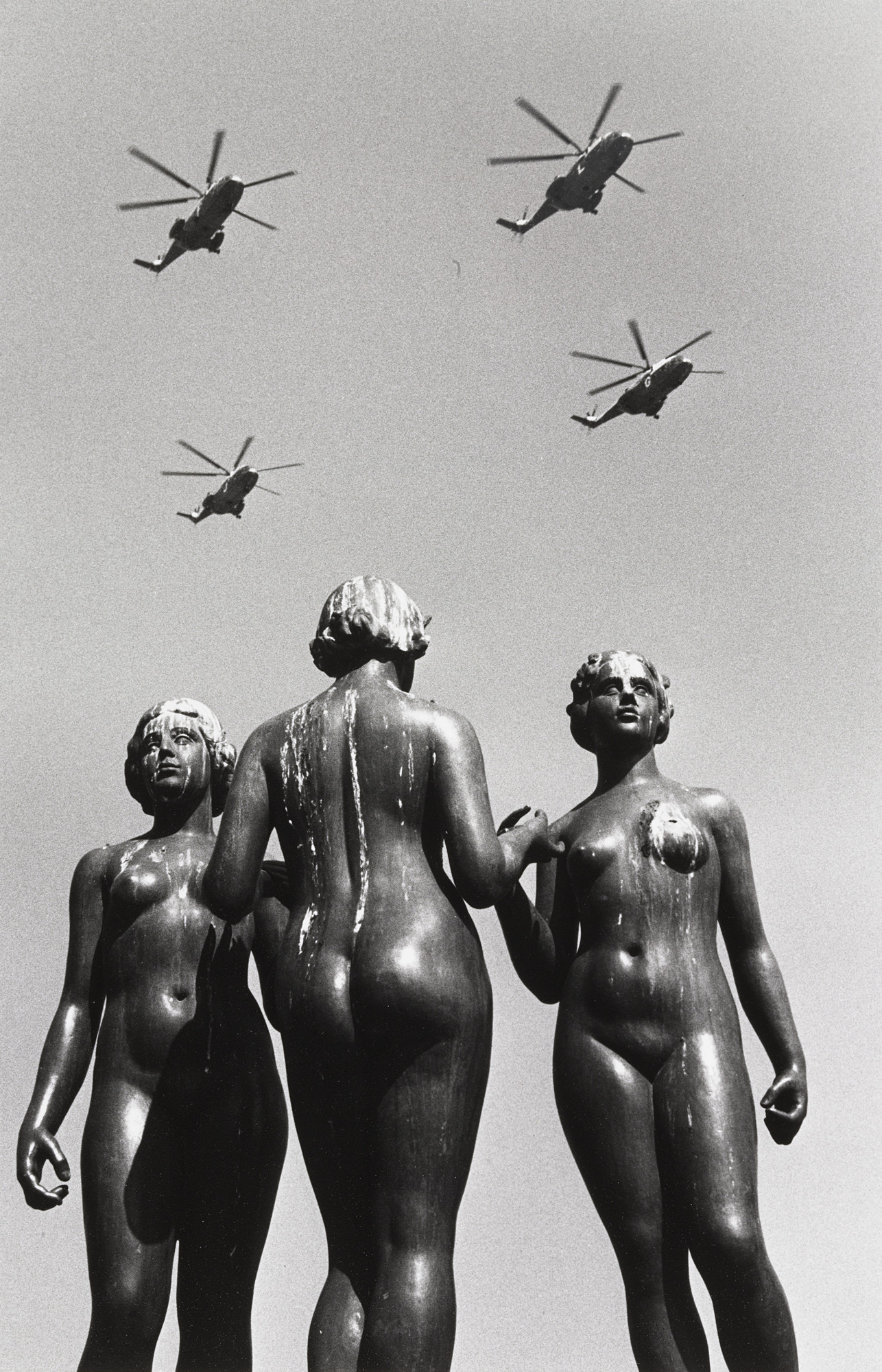 Robert Doisneau. Les Hélicoptères
