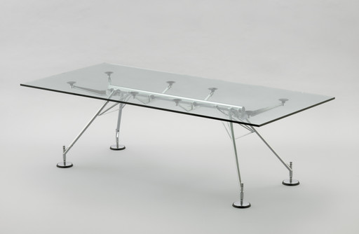Nomos Dining Table
