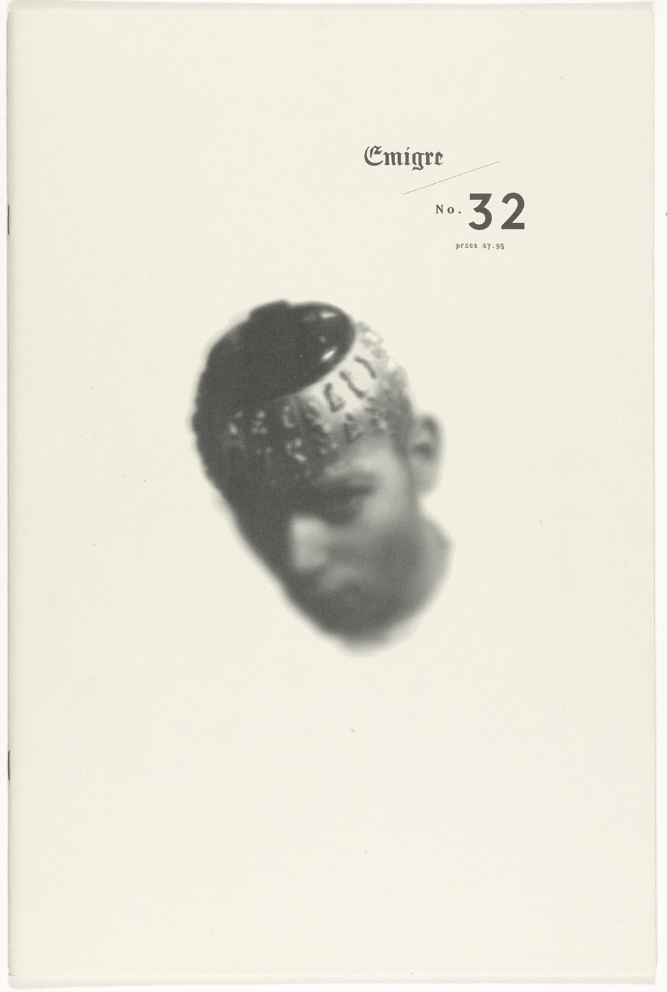 Emigre Inc., Rudy VanderLans, Zuzana Licko. Emigre 32, Essays, Texts and Other Writings about Graphic Design. 1994