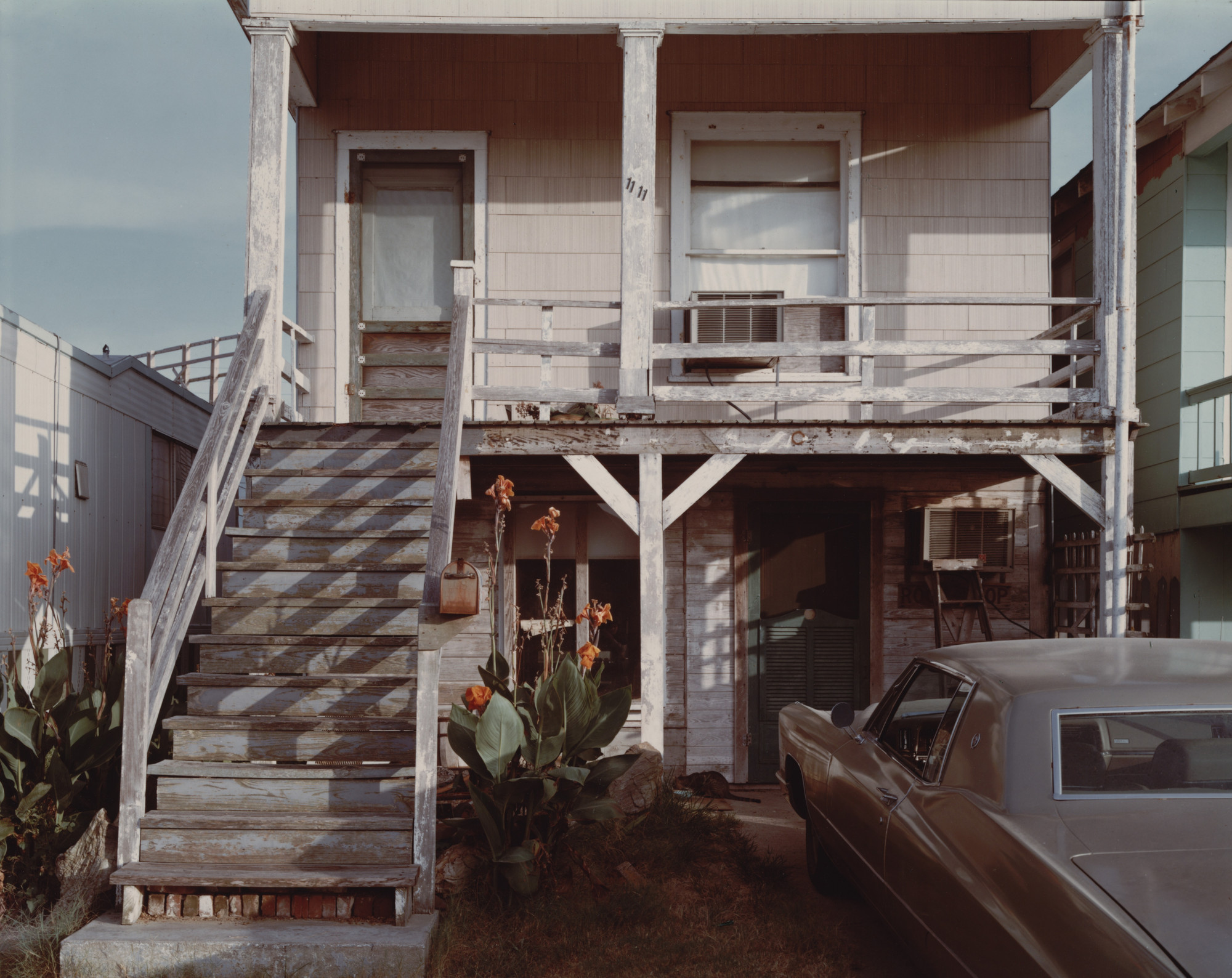 Stephen Shore. M 1/2 Avenue, Galveston, Texas, July 20, 1975