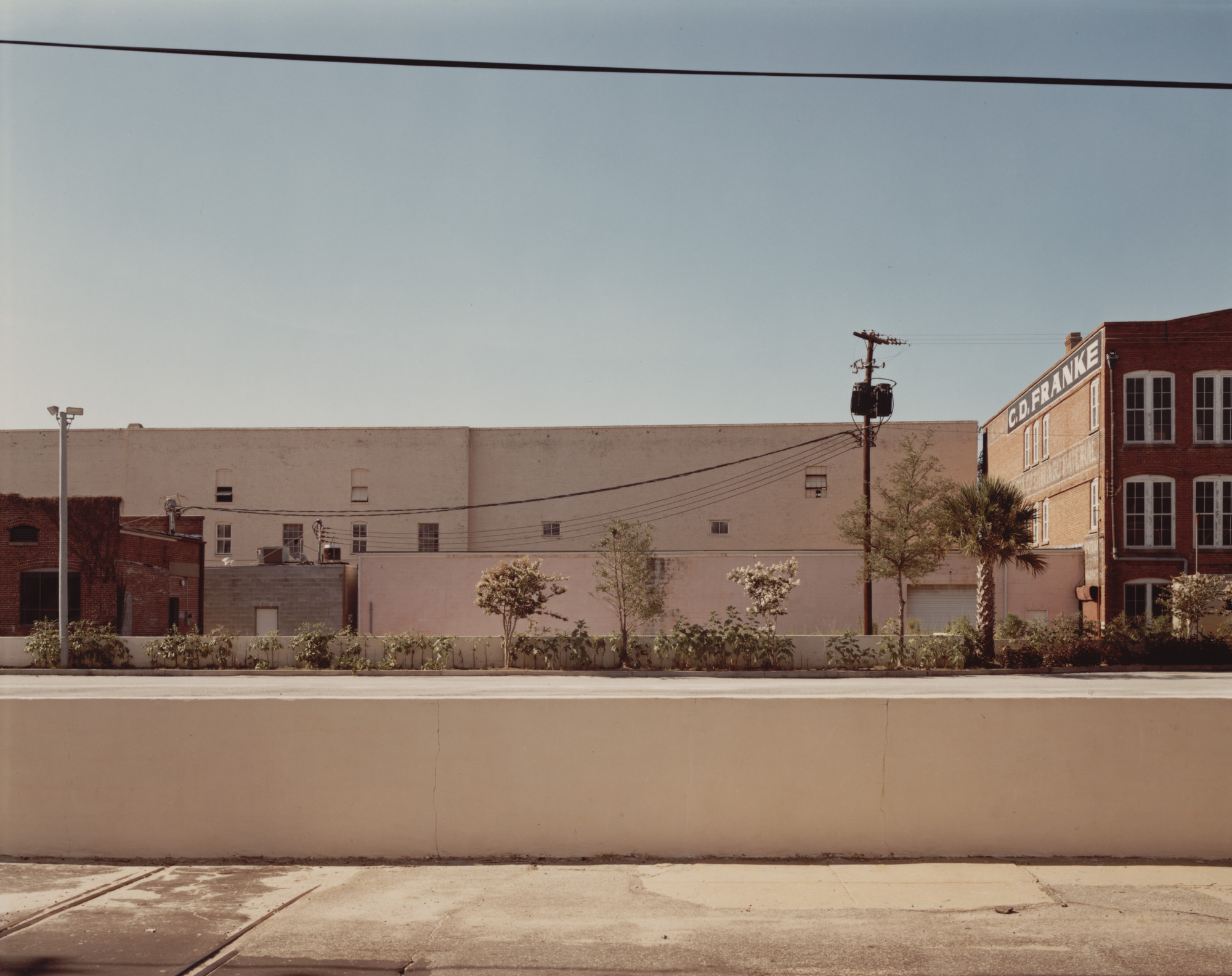 Stephen Shore. Cumberland St., Charleston, South Carolina, August 3, 1975