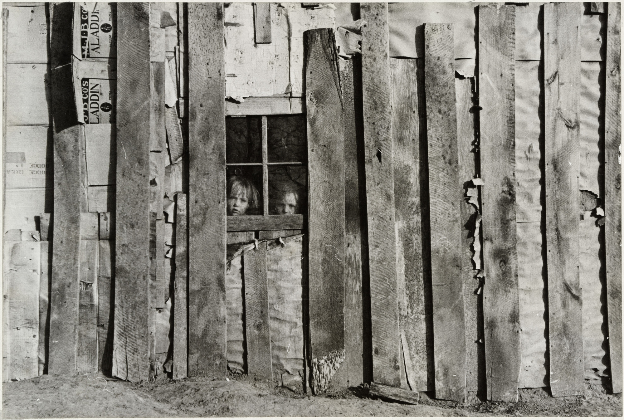Russell Lee. A View of a Side of Building, East Pauley, a framer living near Smithfield, Iowa. December 1936