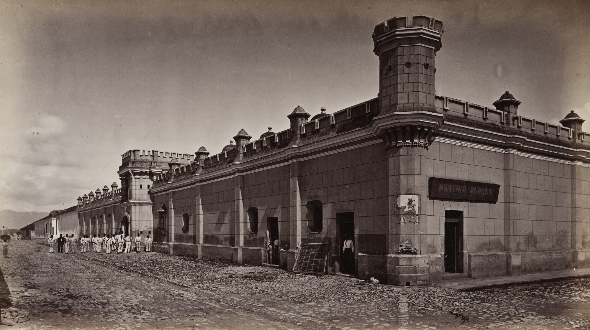 Eadweard J. Muybridge. City Prison, Guatemala