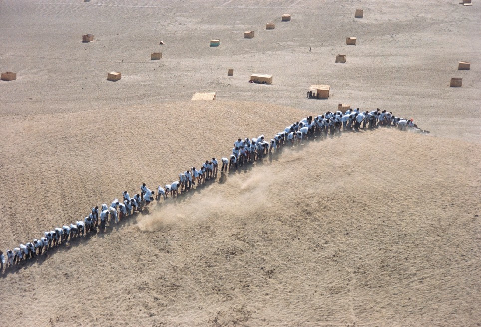 Francis Alÿs. Bajada (Going down), When Faith Moves Mountains