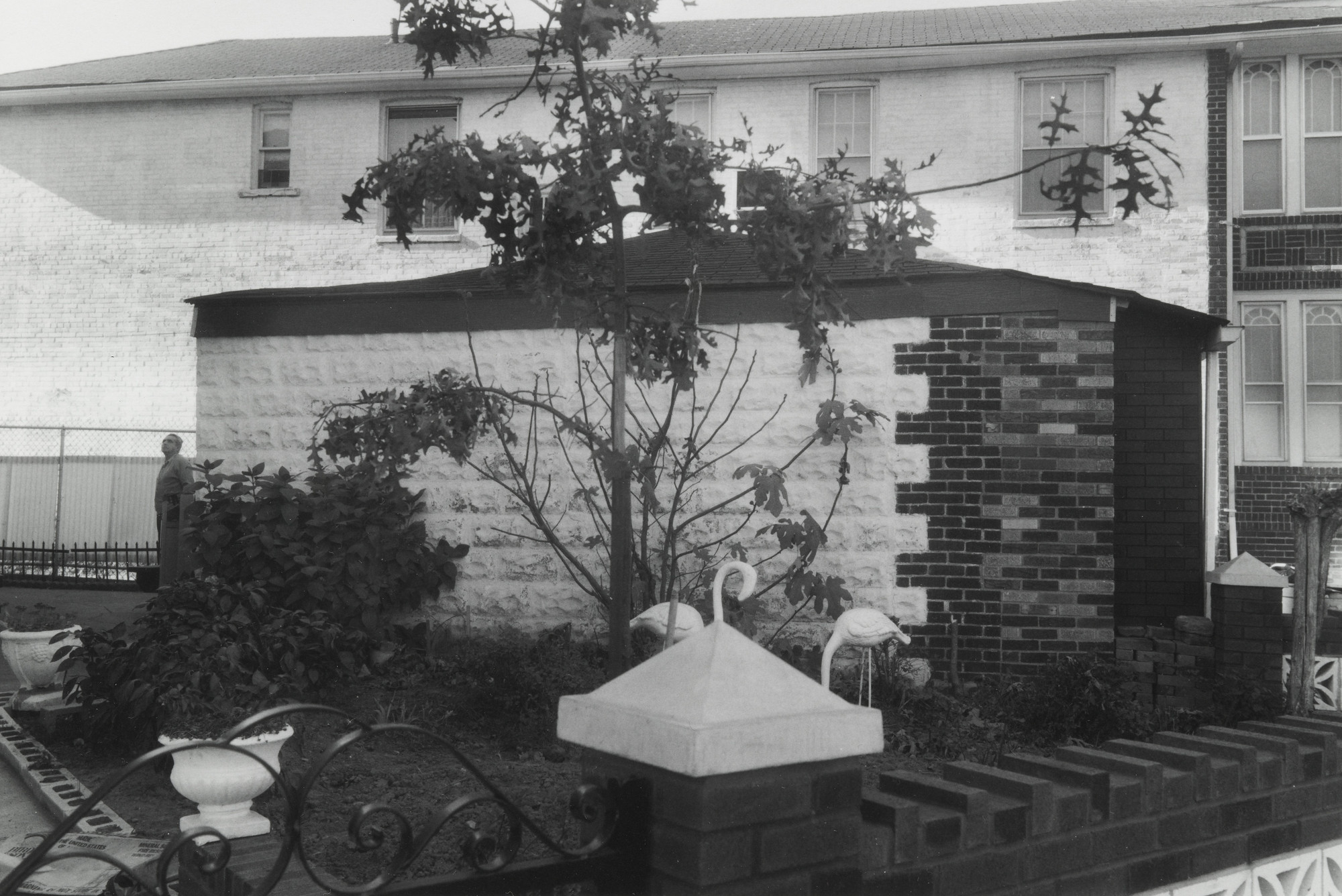 Thomas Roma. Untitled