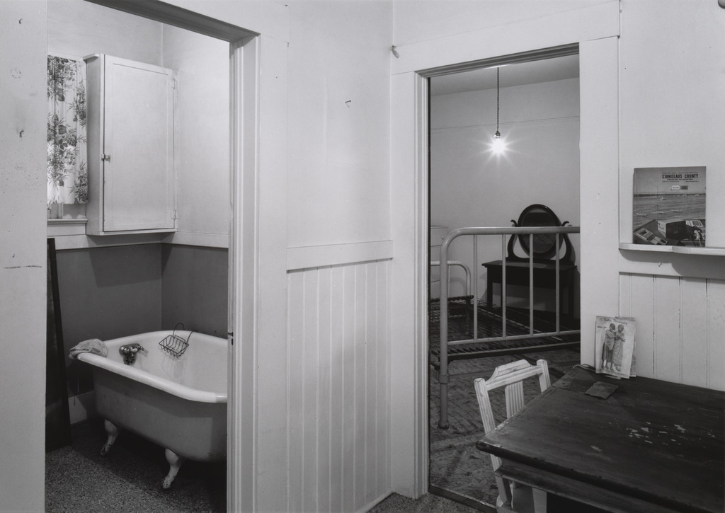 Escalon Hotel before demolishment, San Joaquin Valley, California
