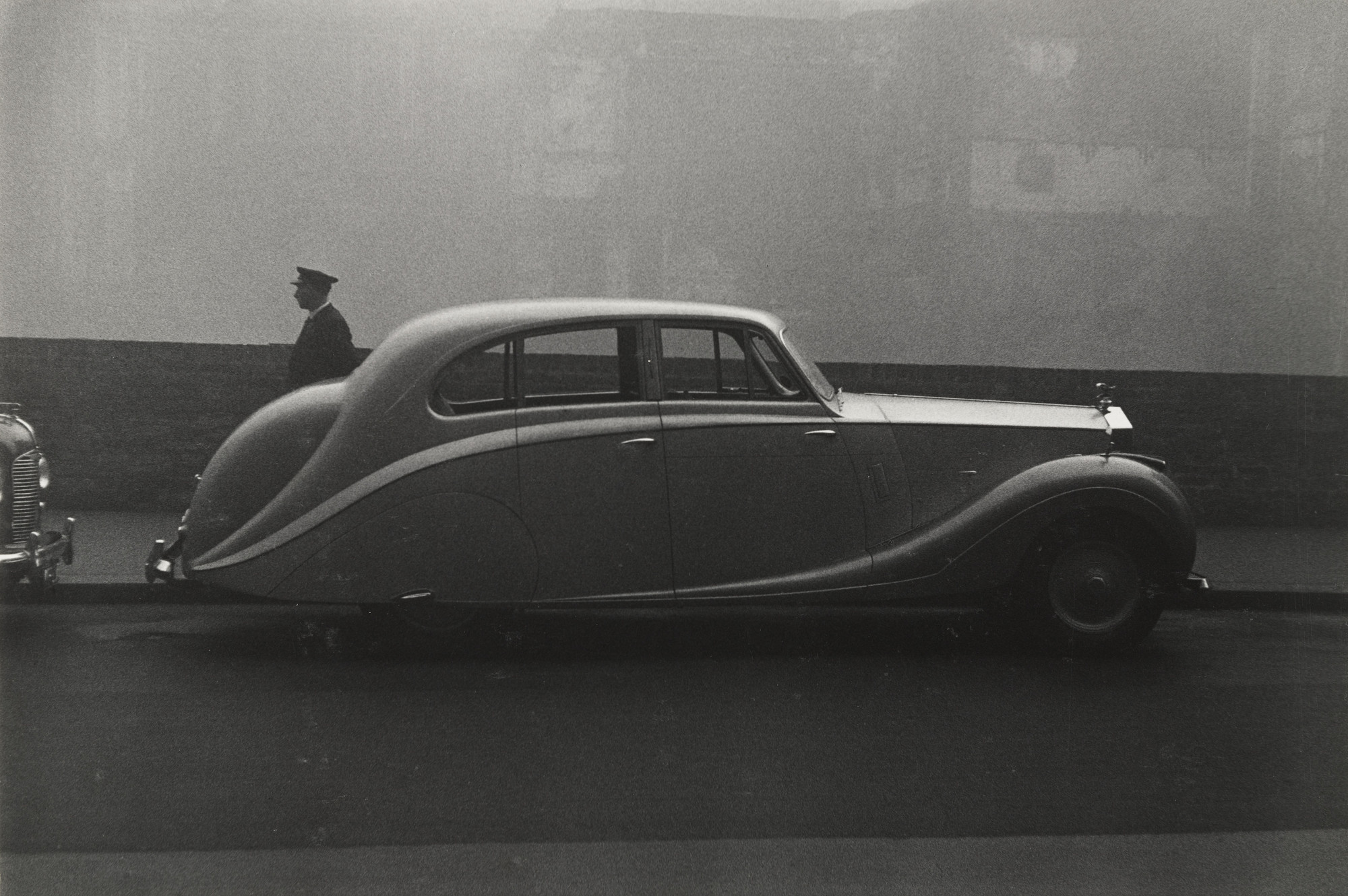 Robert Frank. Chauffeur, London. 1951