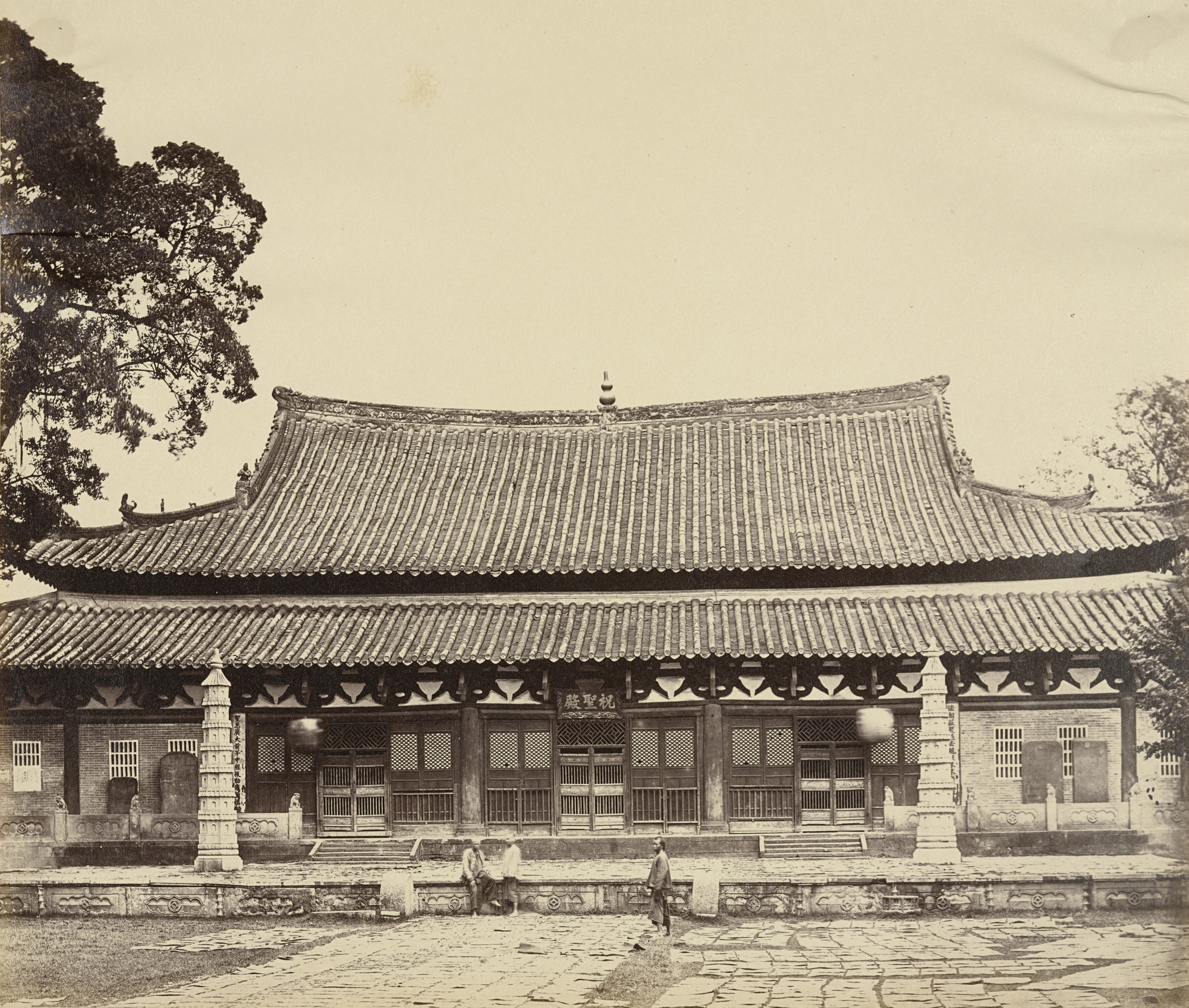 Felice Beato. Temple in Tartar Quarter, Canton
