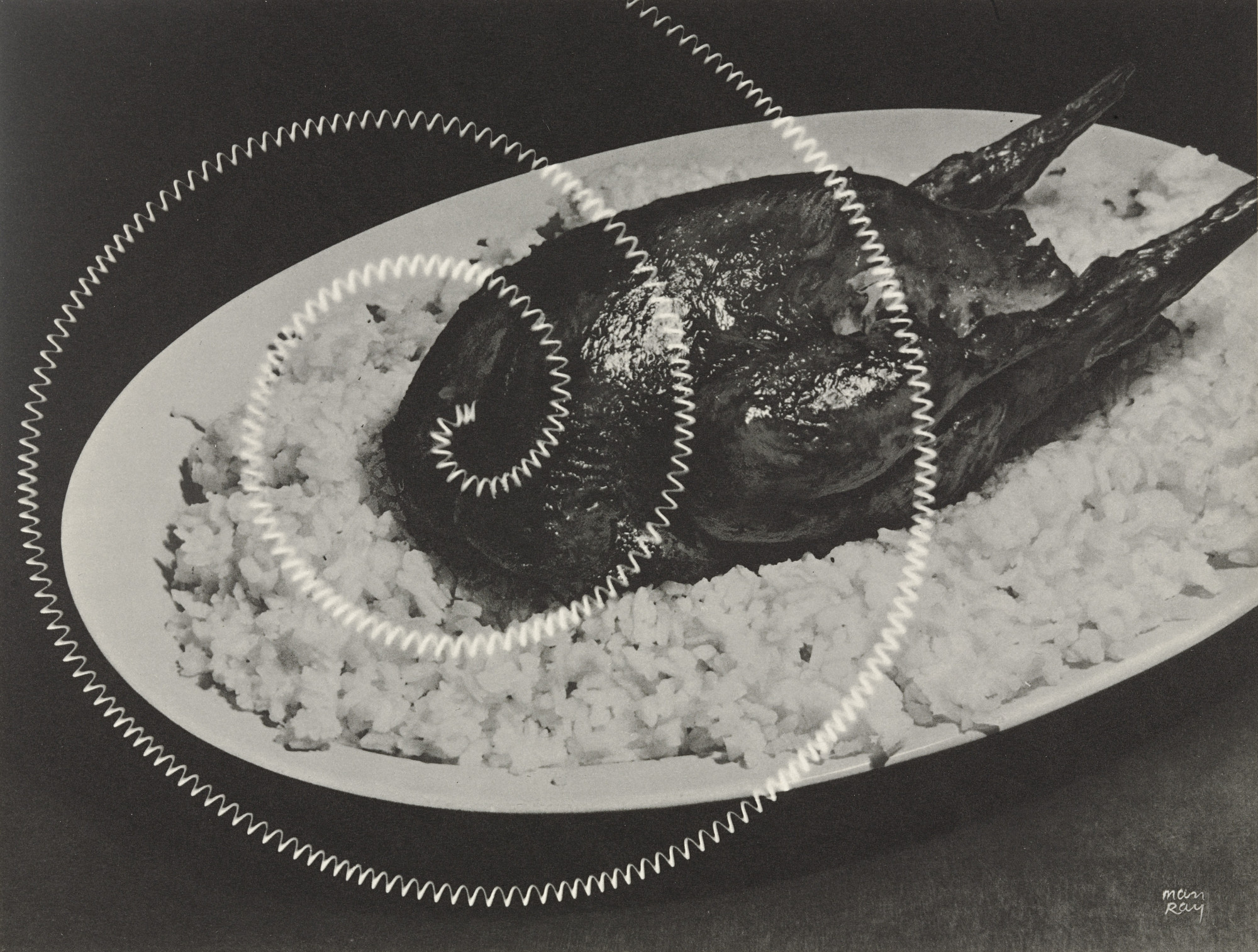 Man Ray (Emmanuel Radnitzky). Cuisine (Kitchen)