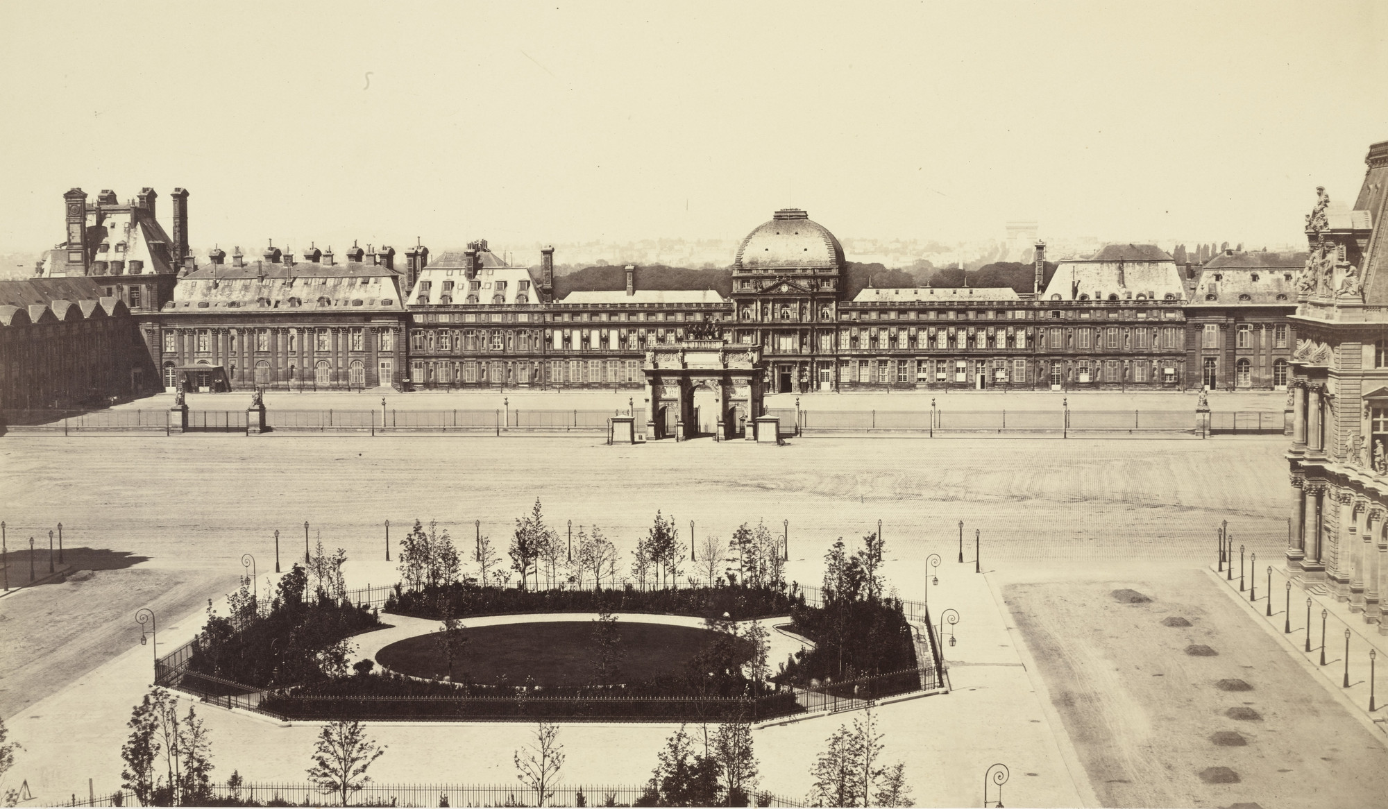 Louis-Auguste Bisson, Auguste-Rosalie Bisson. Arc du Carrousel and the Palais des Tuillreies. c. 1855