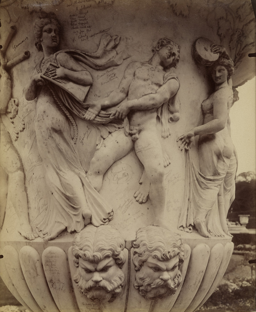 Versailles, vase (détail)