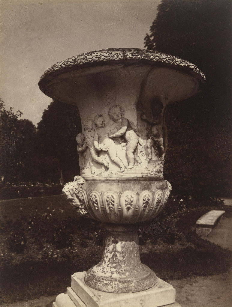 Versailles, vase