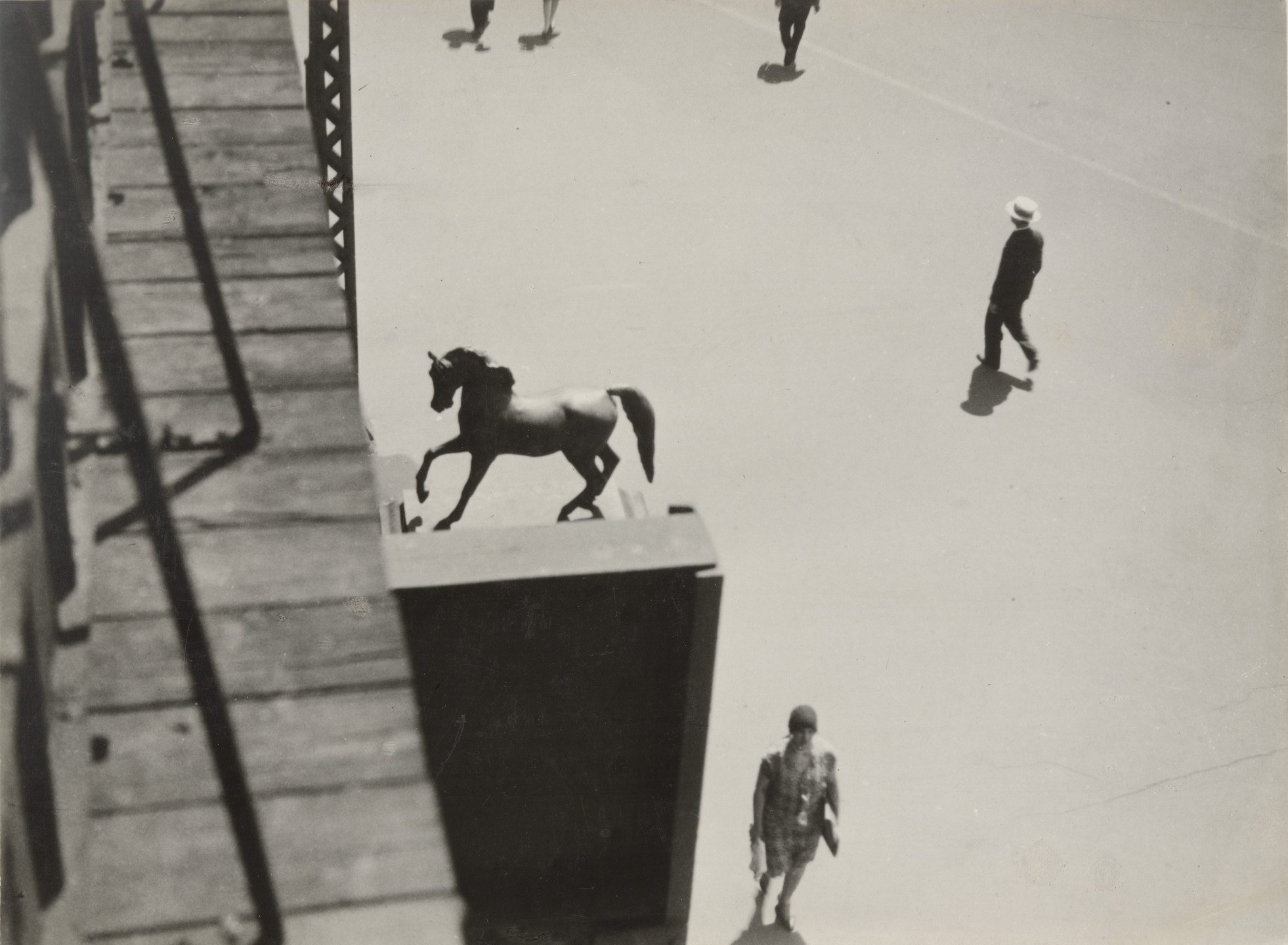 Berenice Abbott. El at Columbus Avenue and Broadway. 1929