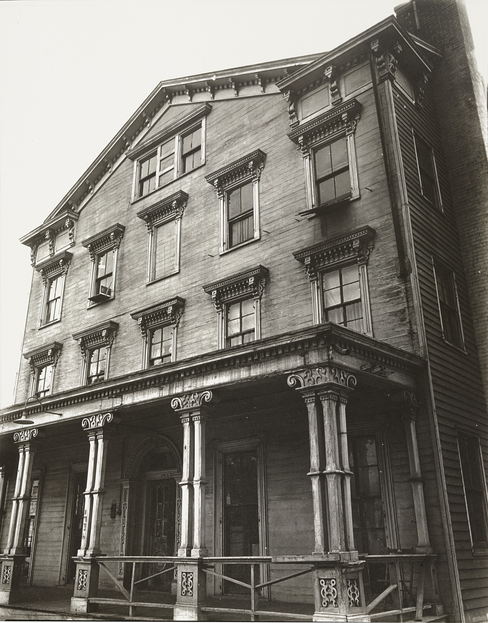 Berenice Abbott. Cropsey Avenue, no. 1736, Bath Beach, Brooklyn
