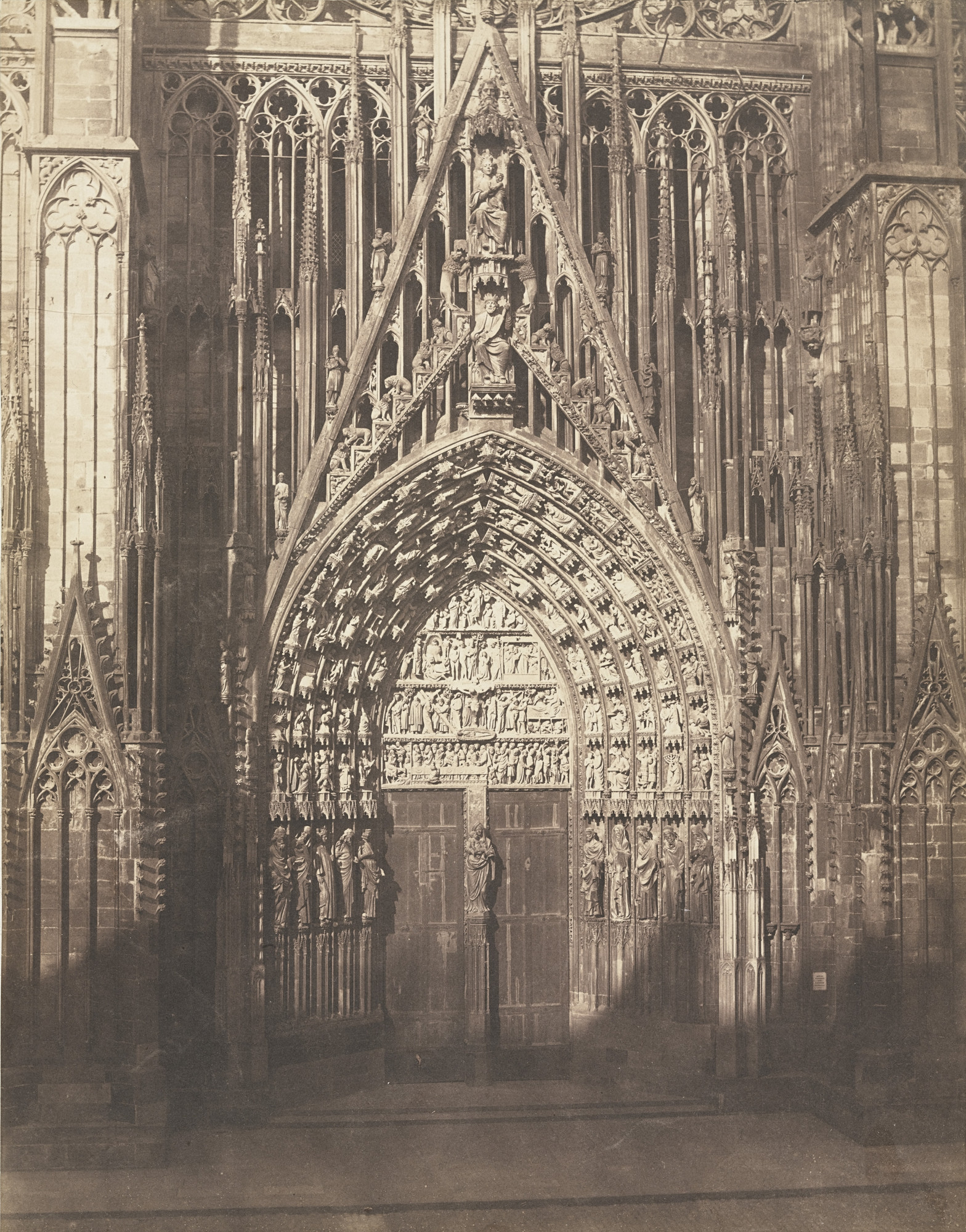 Charles Winter. Strasbourg Cathedral