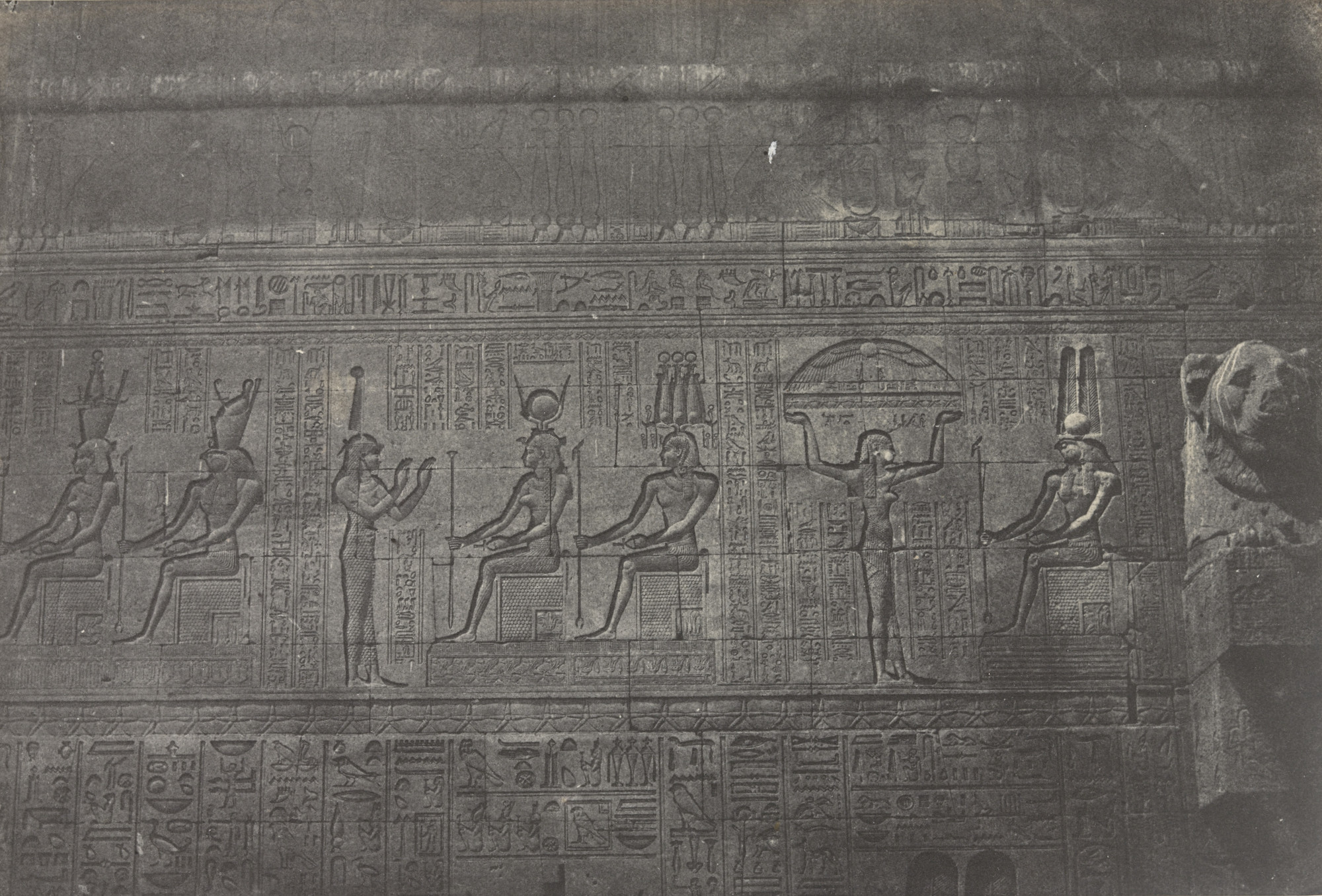 Maxime Du Camp. Grand Temple de Denderah, Sculptures de la Façade Postérieure. 1849
